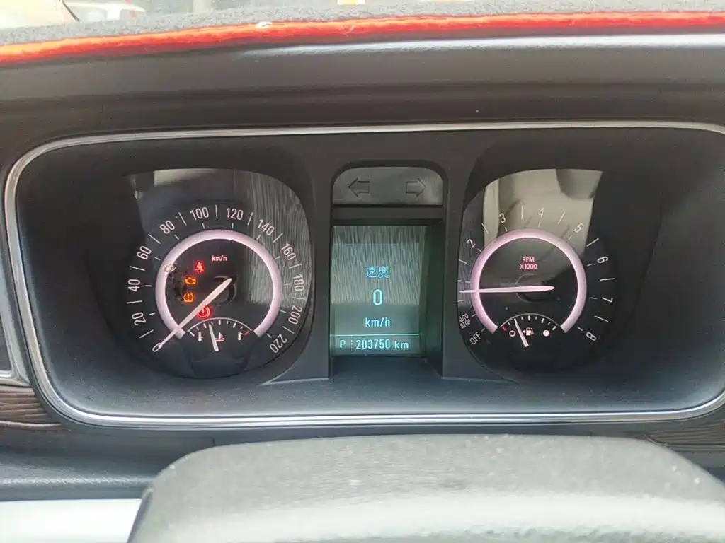 Photo 15 - Buick GL8