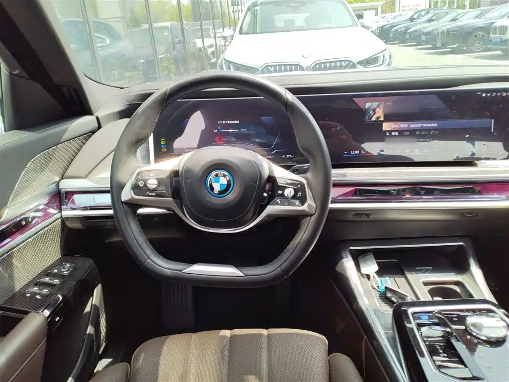 BMW i7 2023 eDrive50L Premium M Sport Package фото 7