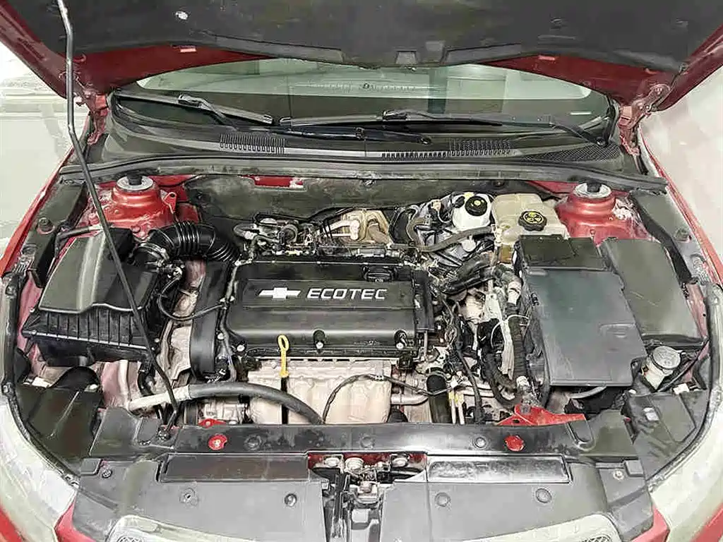 Chevrolet Cruze 2012 1.6L SE AT фото 8