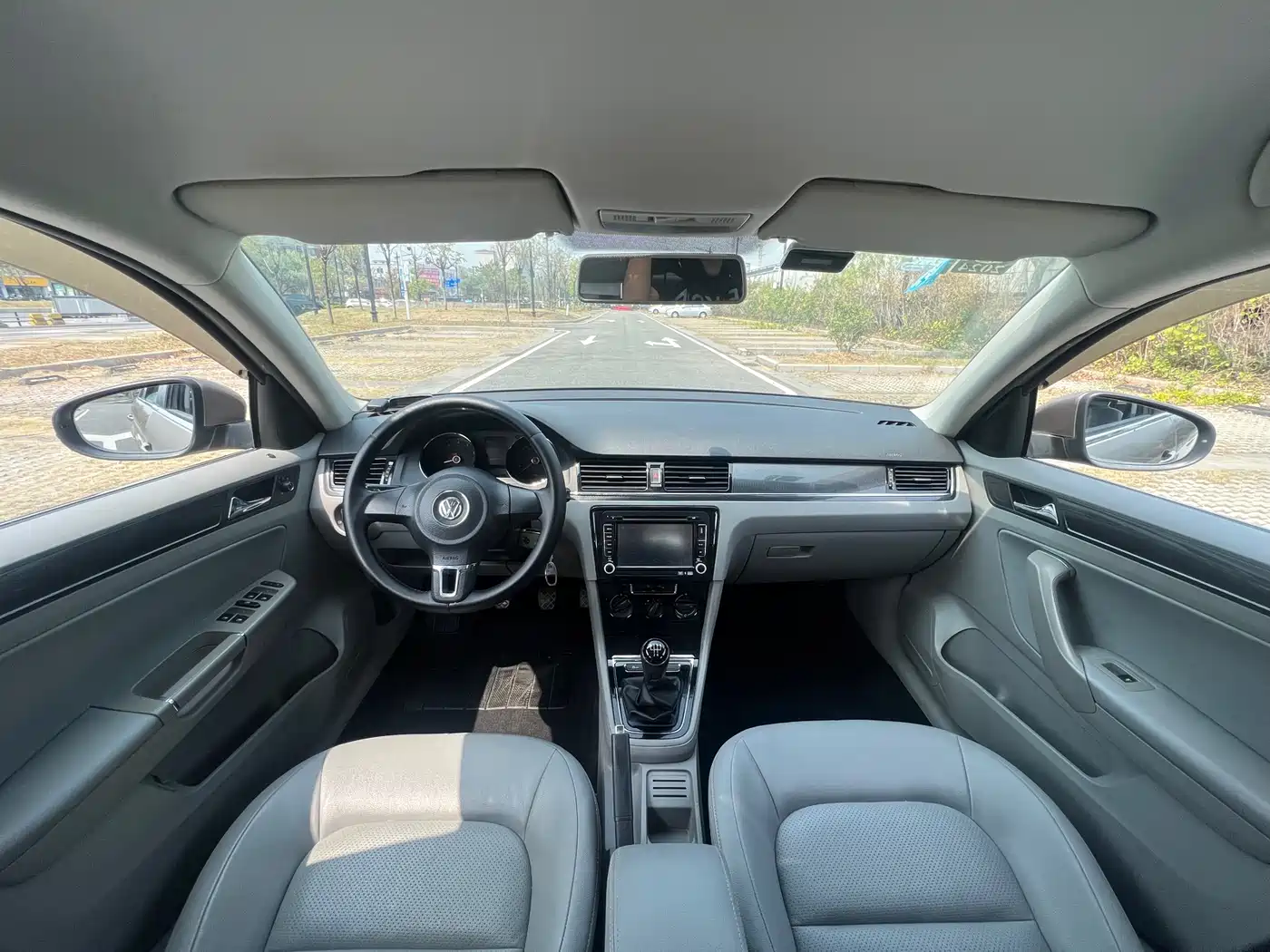 Volkswagen Bora 2014 1.6L Manual Fashion фото 5