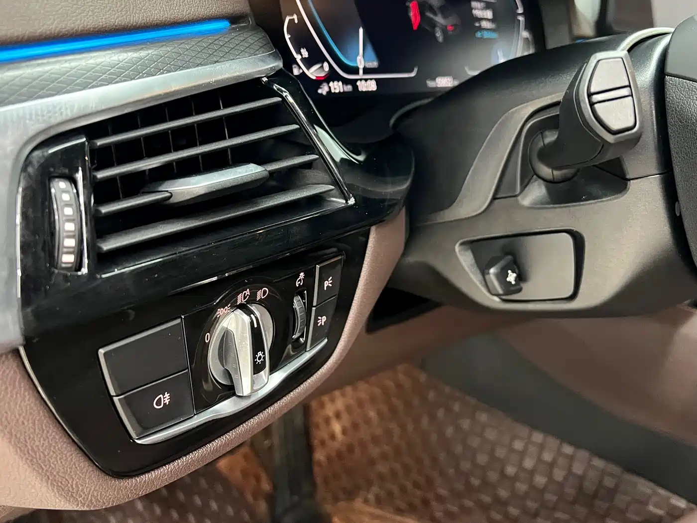 BMW 5 SERIES NEW ENERGY