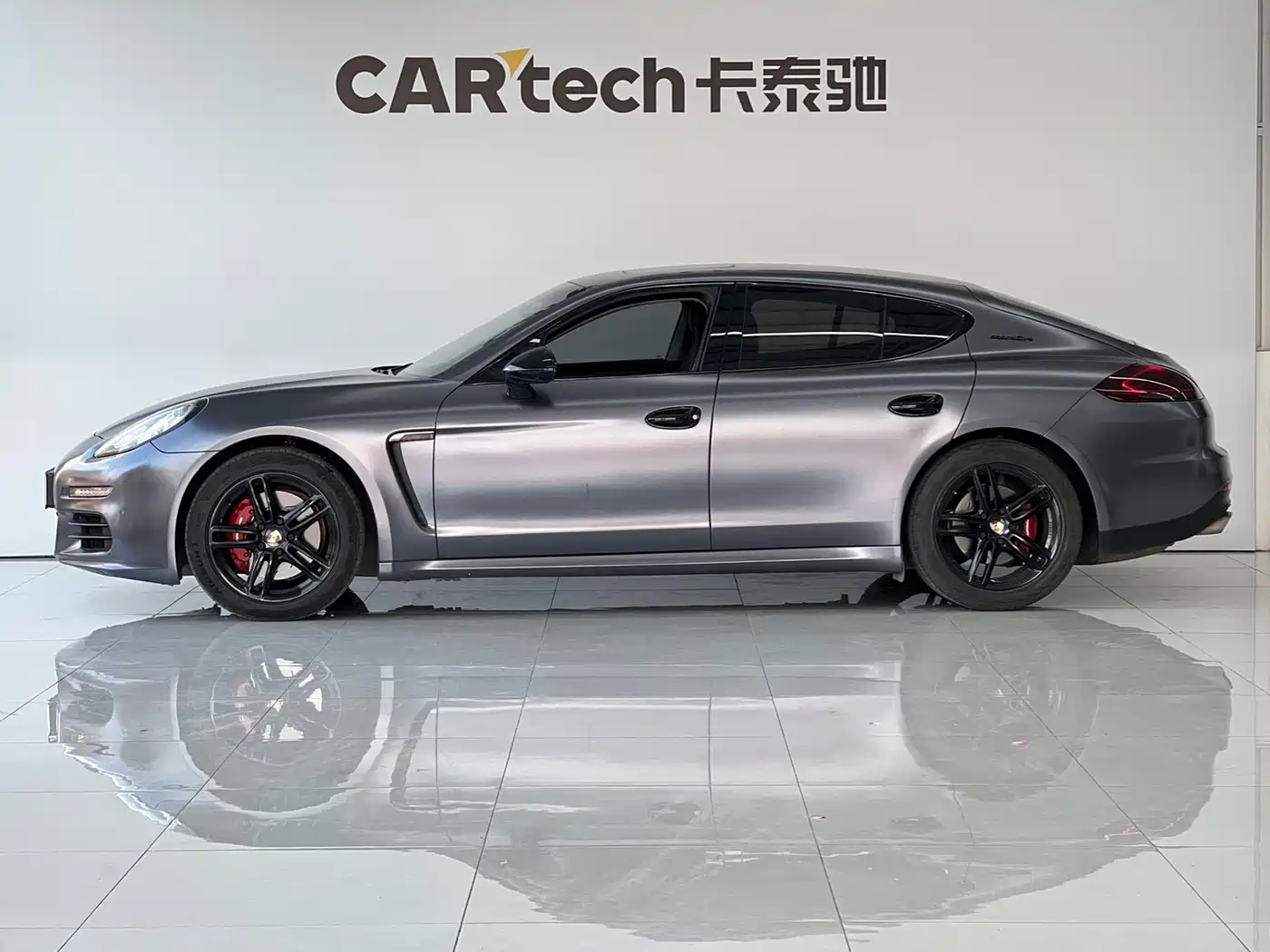 Porsche Panamera 2014 Panamera 3.0T фото 3