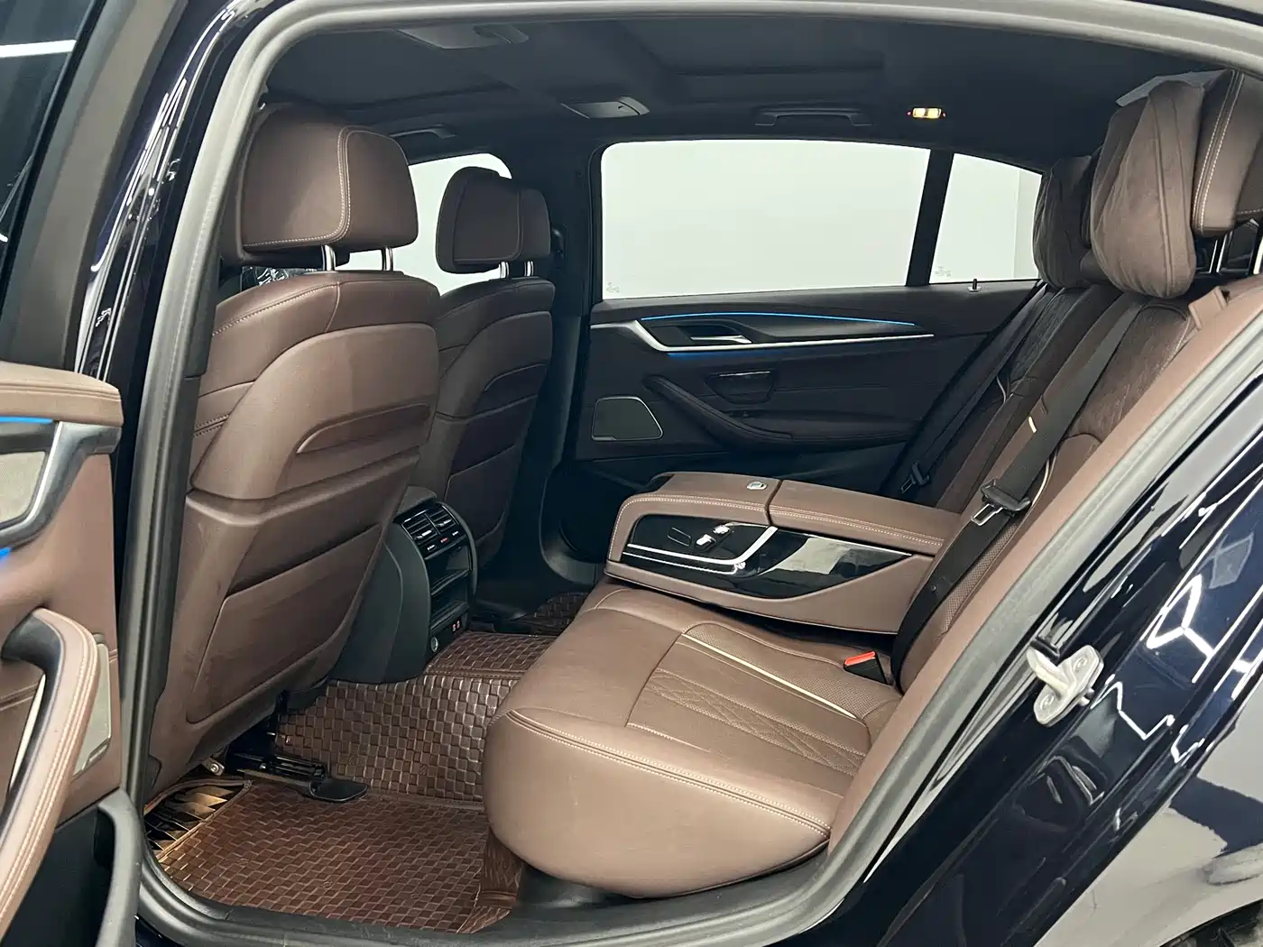 BMW 5 SERIES NEW ENERGY