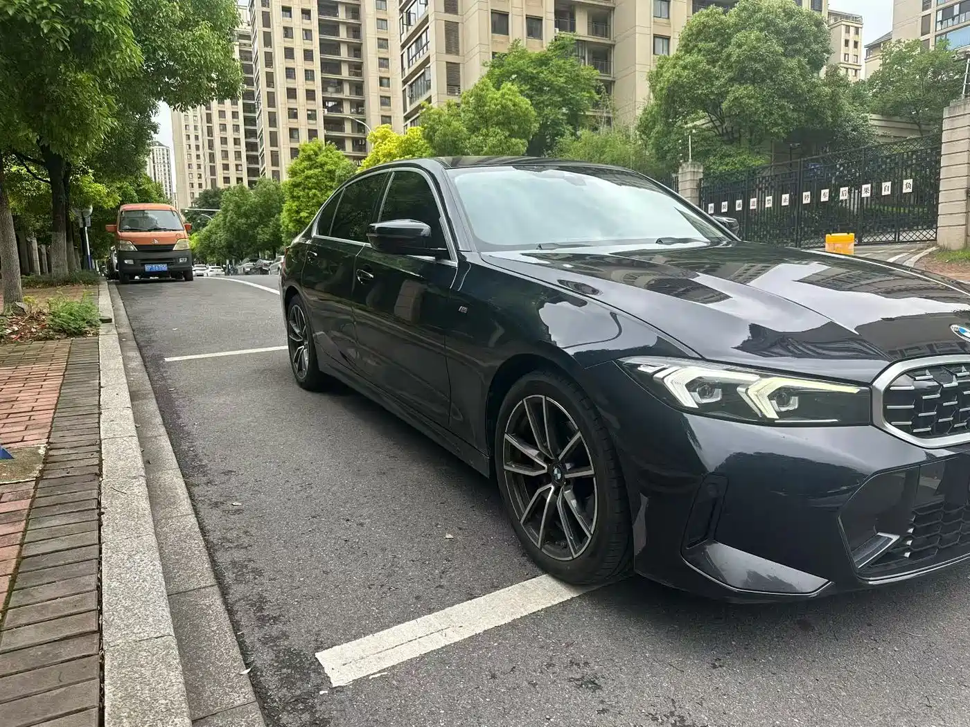 BMW 3 Series 2024 325Li M Sport Package фото 2
