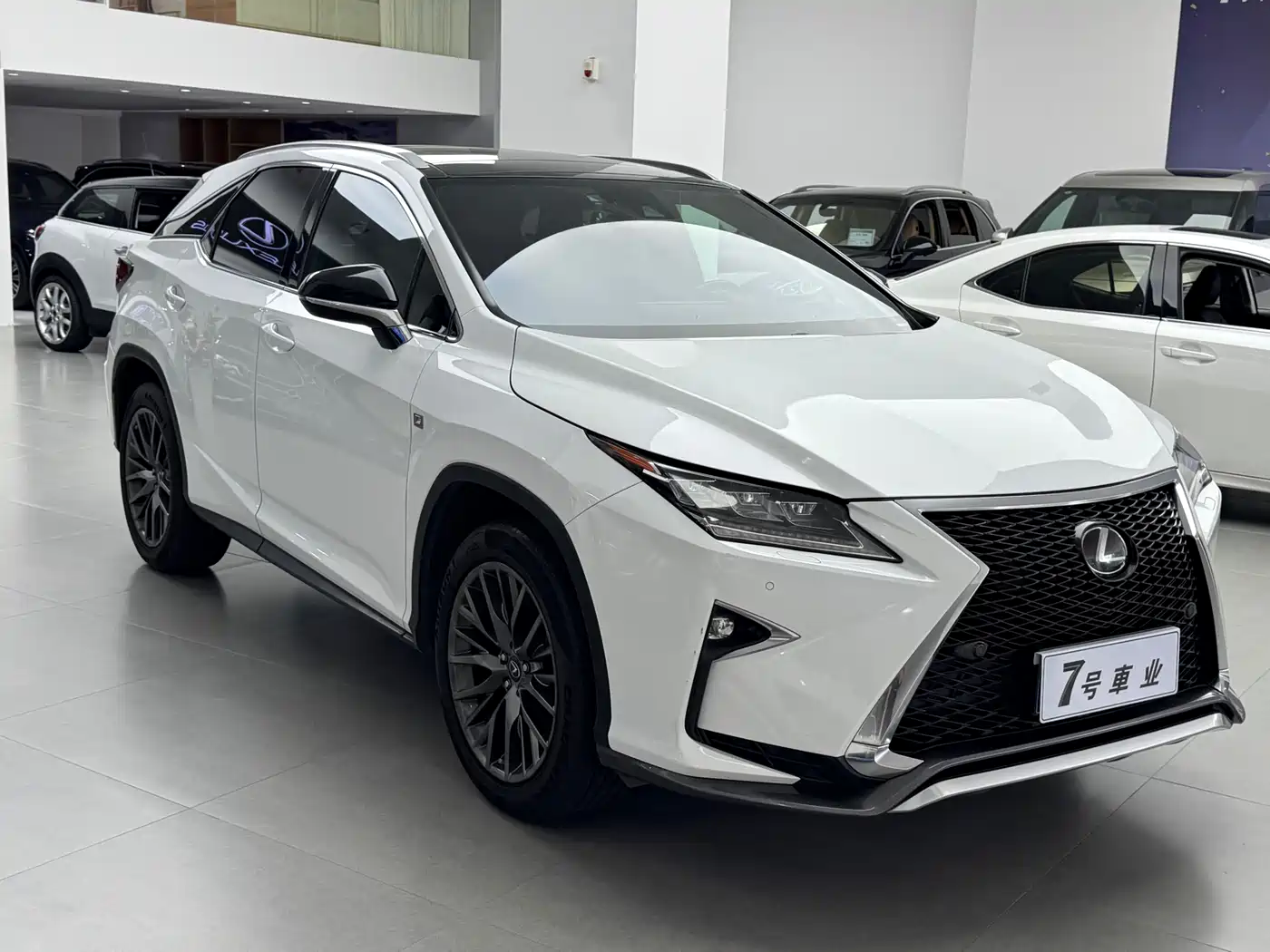 Lexus RX 2016 300 AWD F SPORT Edition China V фото 6