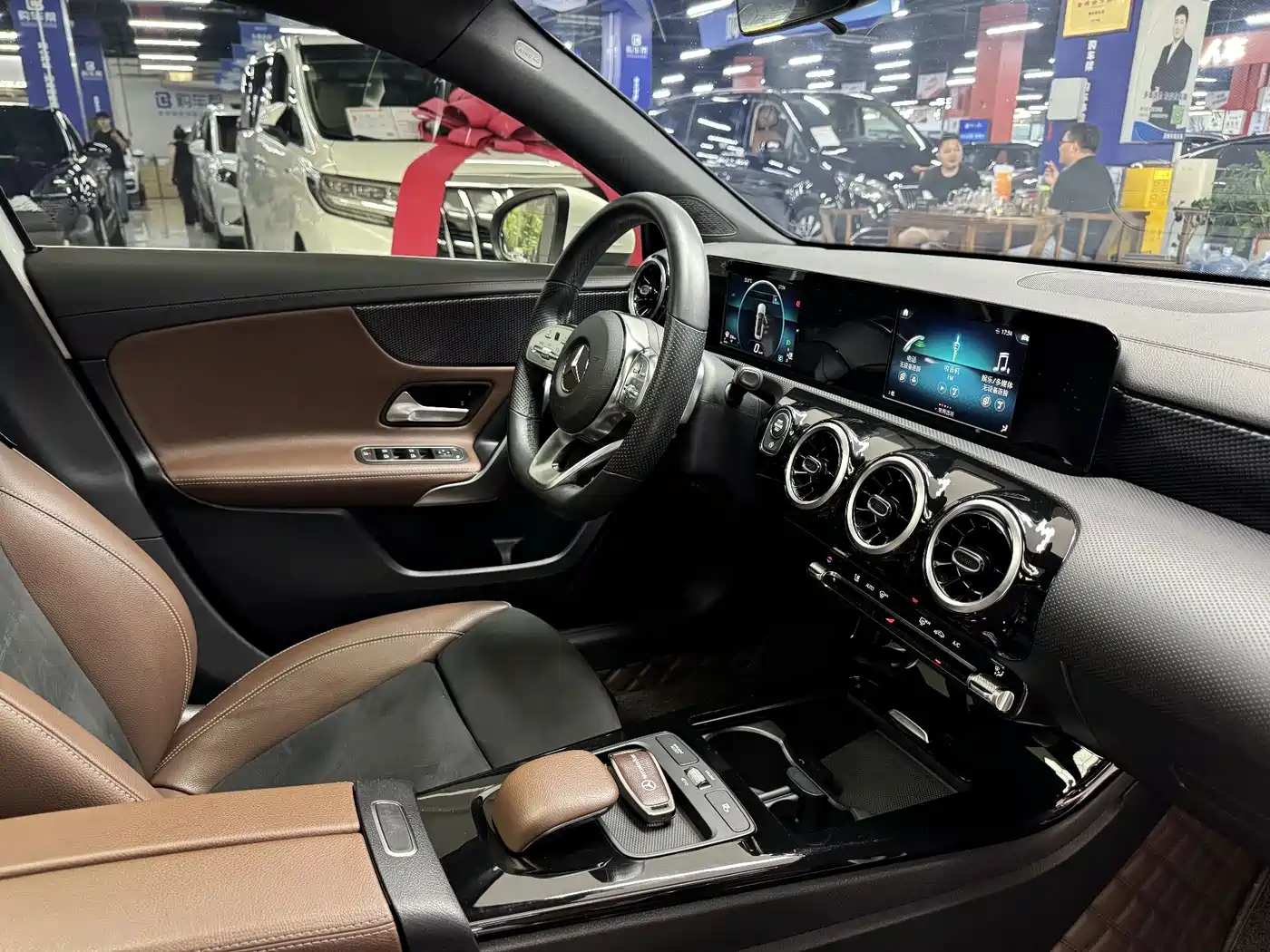 Фото 4 - Mercedes-Benz A-Class
