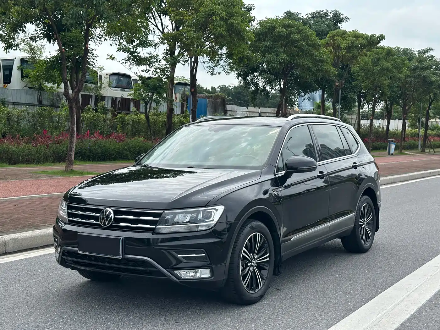 Volkswagen Tiguan L 2021 330TSI Automatic 2WD Smart