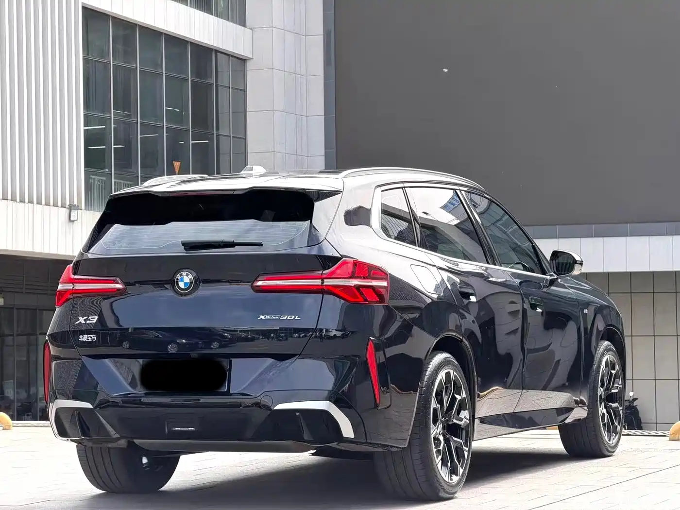 BMW X3 2025 xDrive30L Premium M Sport Package фото 17