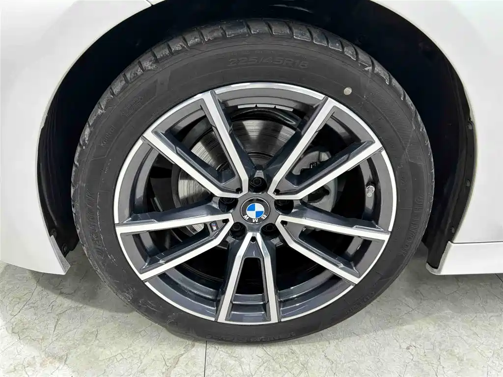 BMW 3 Series 2023 320Li M Sport Package фото 19