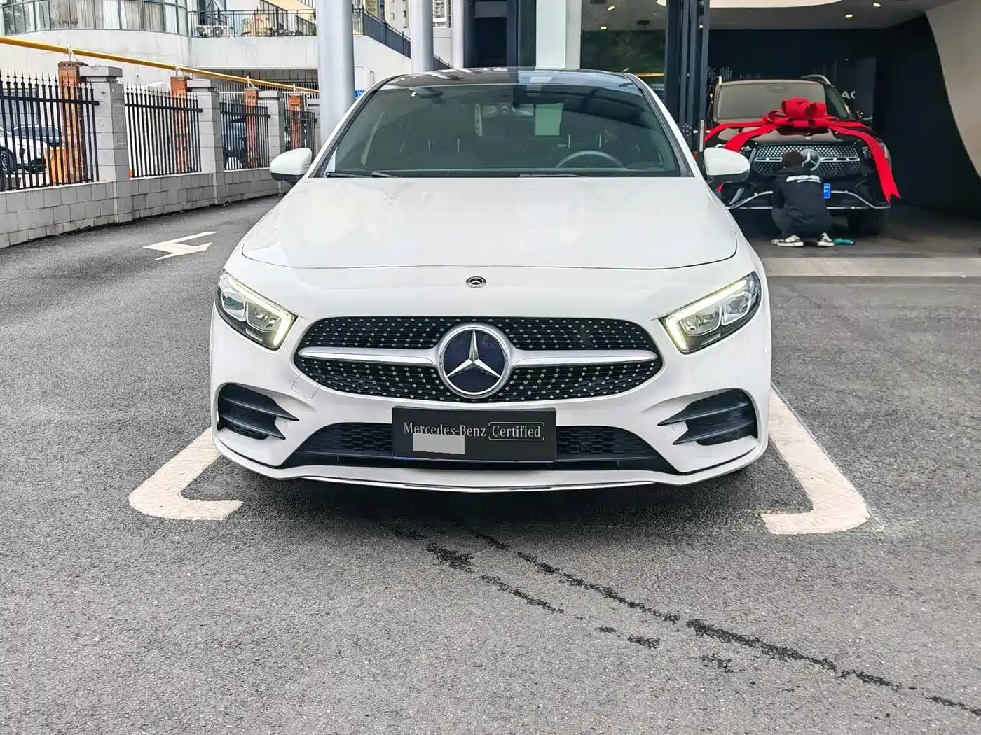 Mercedes-Benz A-Class 2020 A 200 L Sport Sedan фото 2