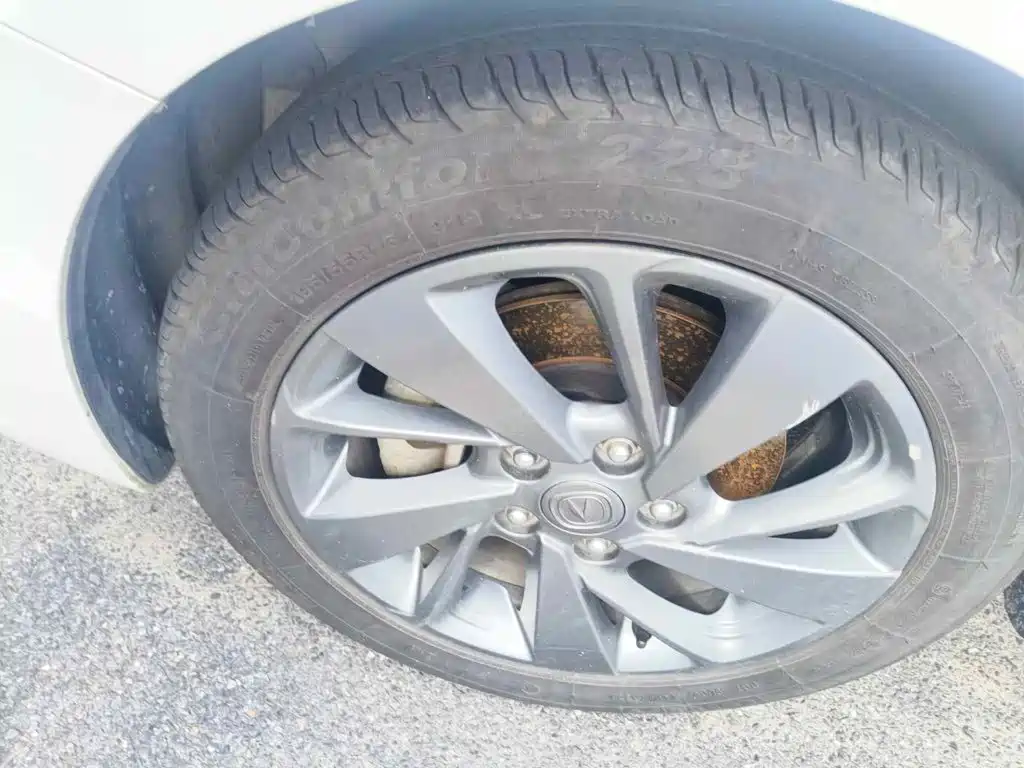 Photo 7 - Changan Eado DT