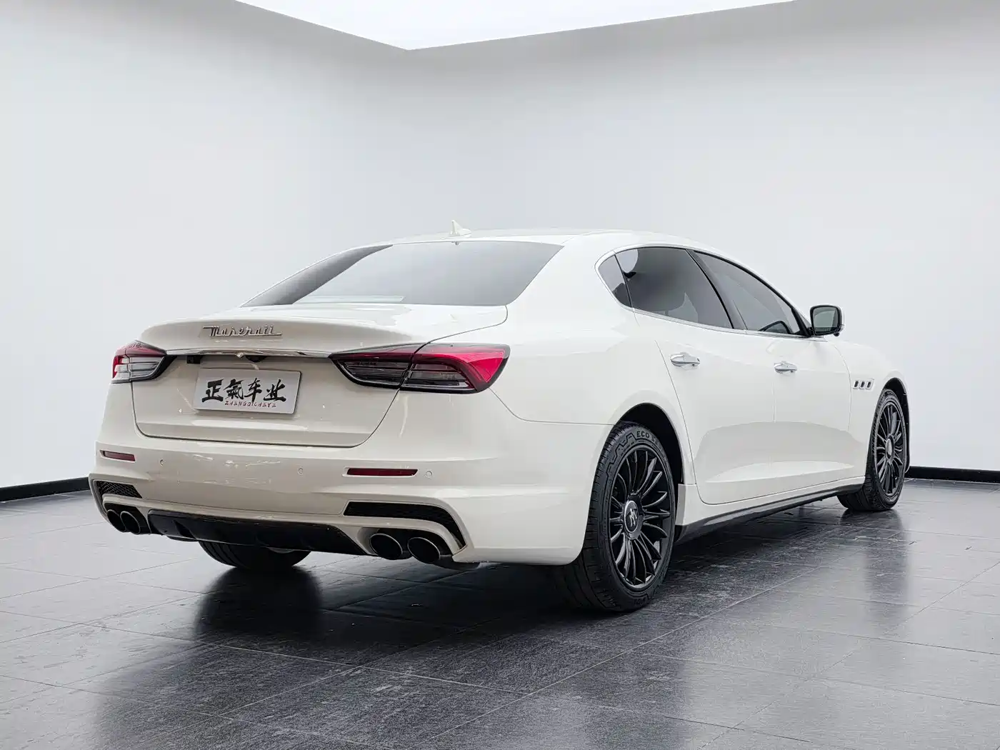 Maserati Quattroporte 2015 3.0T S Q4 фото 31