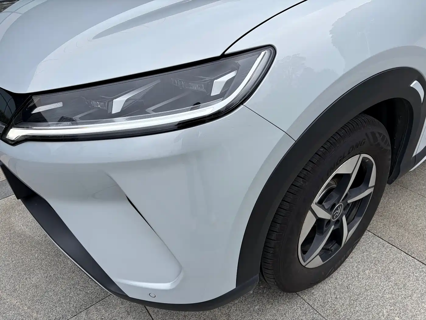 BYD Yuan UP 2024 401KM Surpass Edition фото 11
