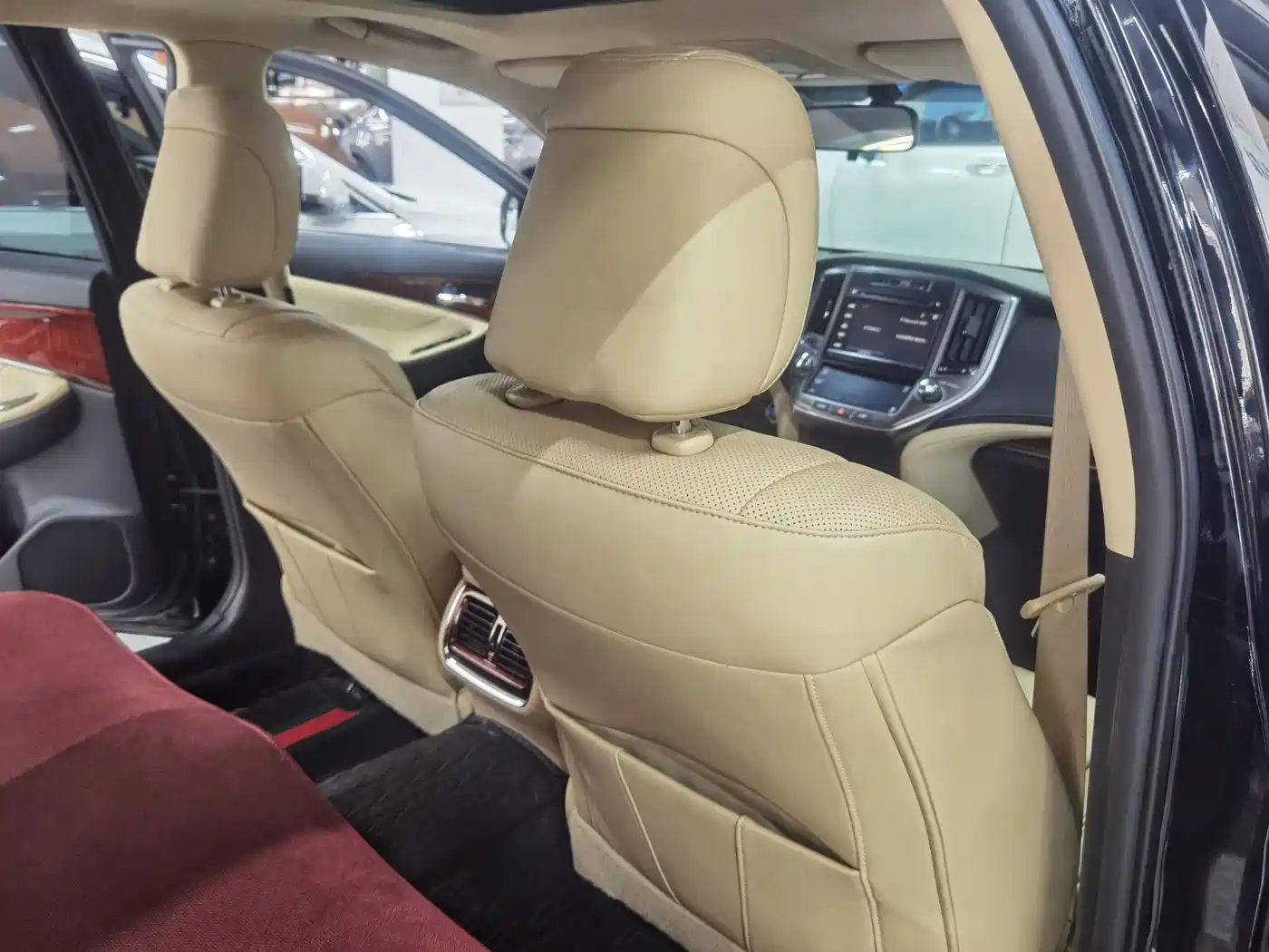 Toyota Crown 2015 2.0T Fashion фото 17