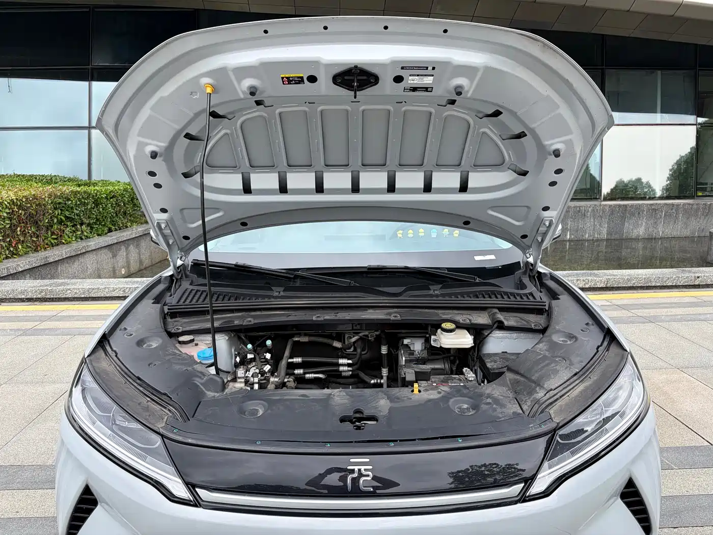 BYD Yuan UP 2024 401KM Surpass Edition фото 14
