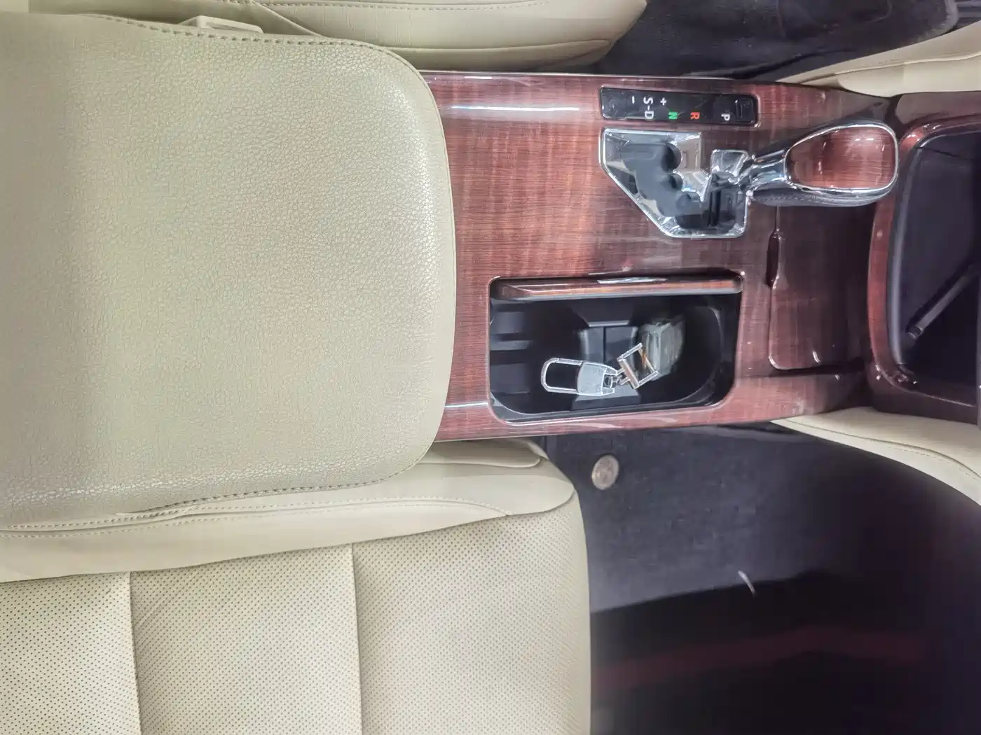 Toyota Crown 2015 2.0T Fashion фото 10