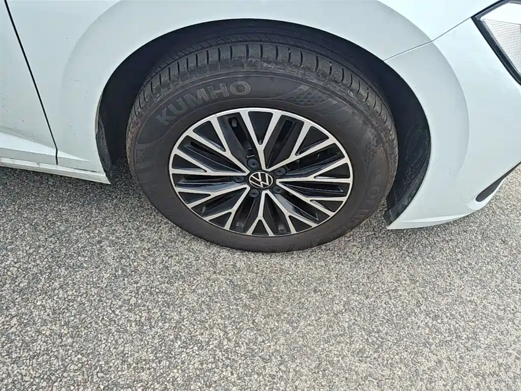 Volkswagen Sagitar 2025 200TSI DSG Flying Leap Edition фото 14