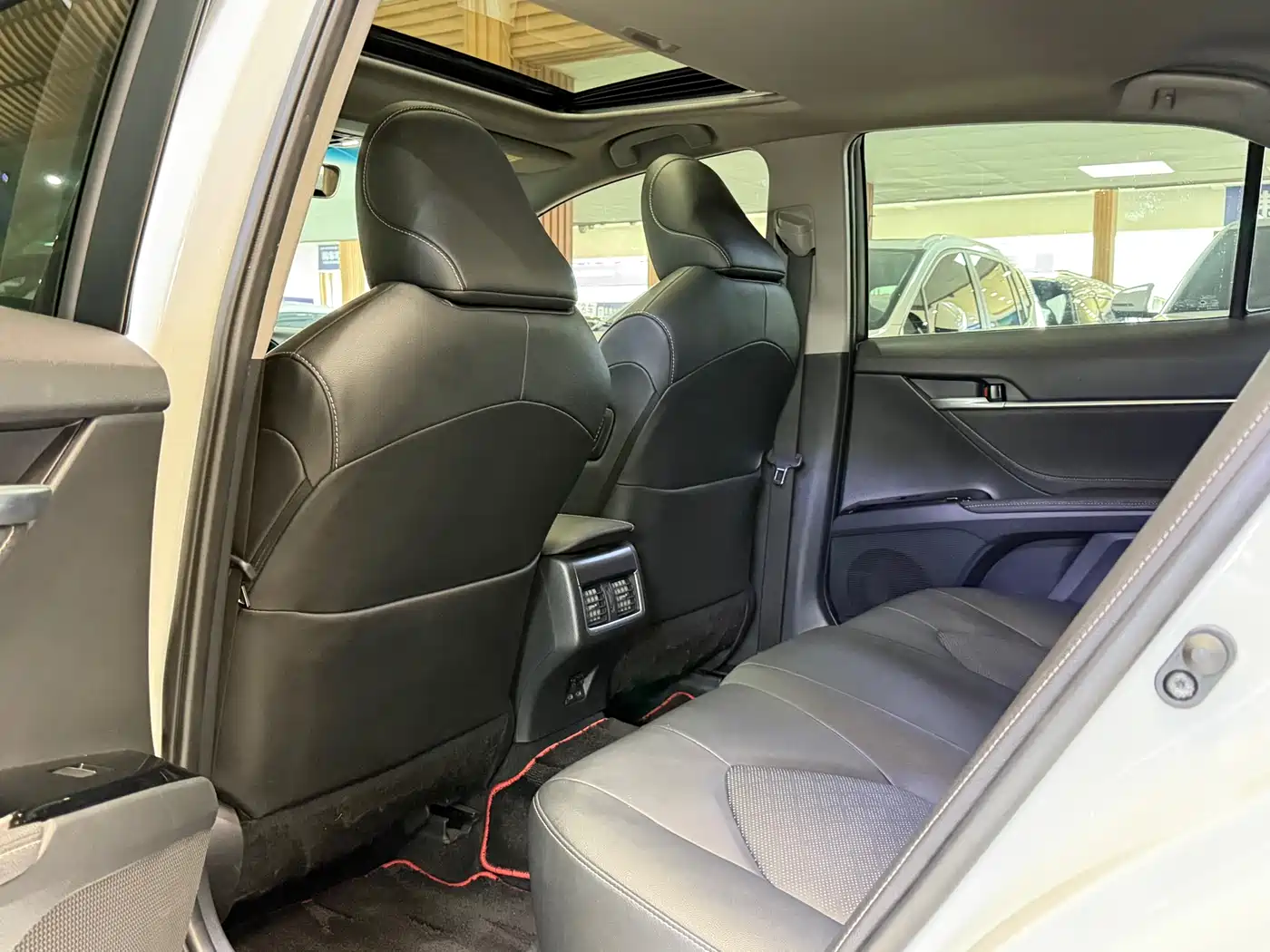 Toyota Camry 2023 2.5S Trend Edition фото 8