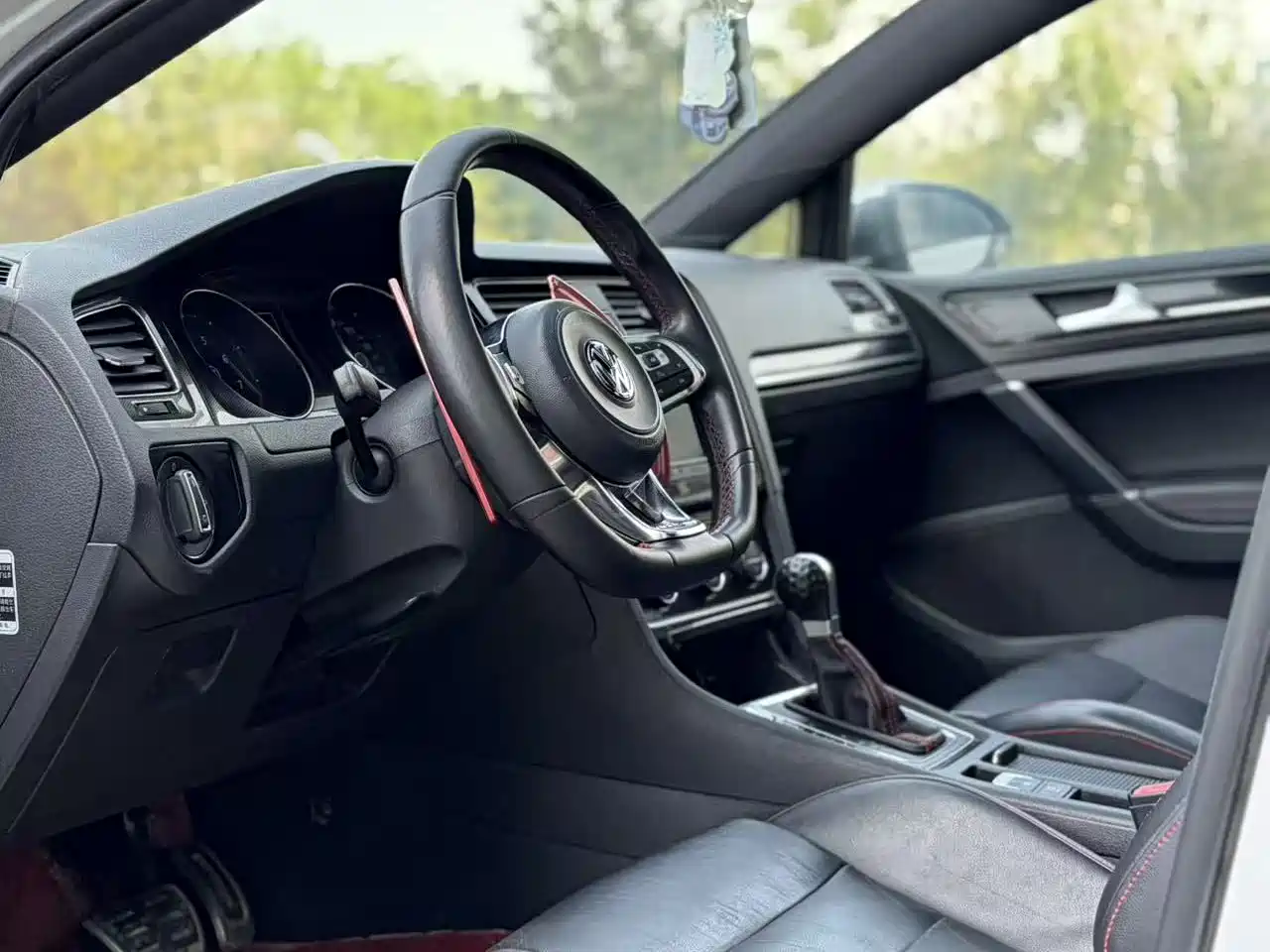 Volkswagen Golf GTI 2016 2.0TSI GTI фото 26