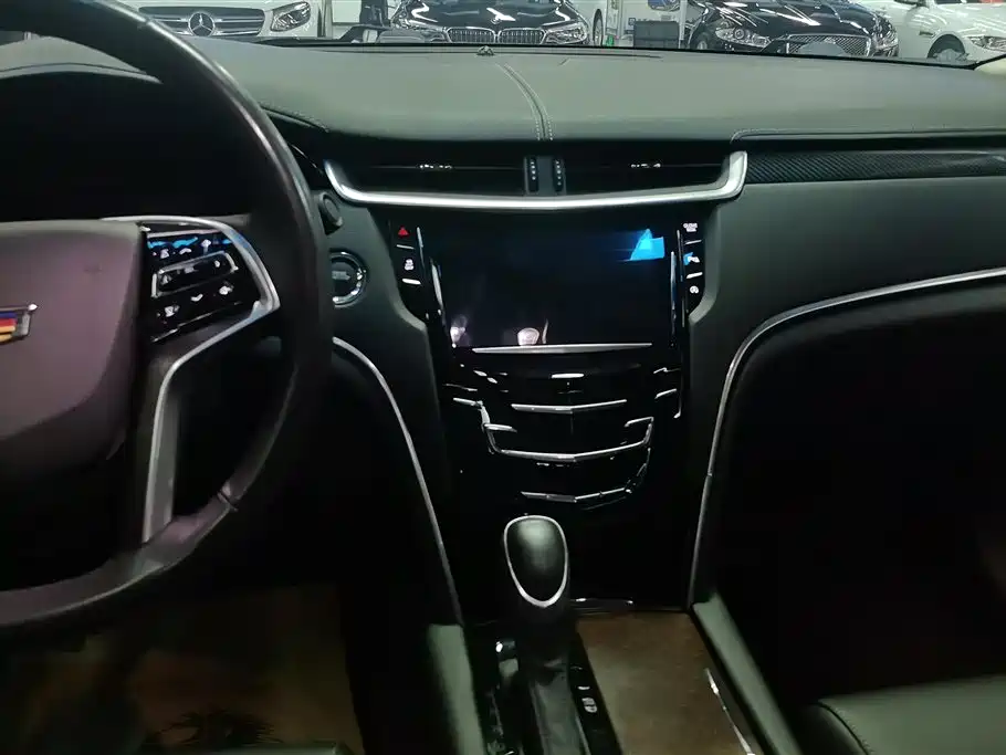 Cadillac XTS 2018 28T Luxury Model фото 13