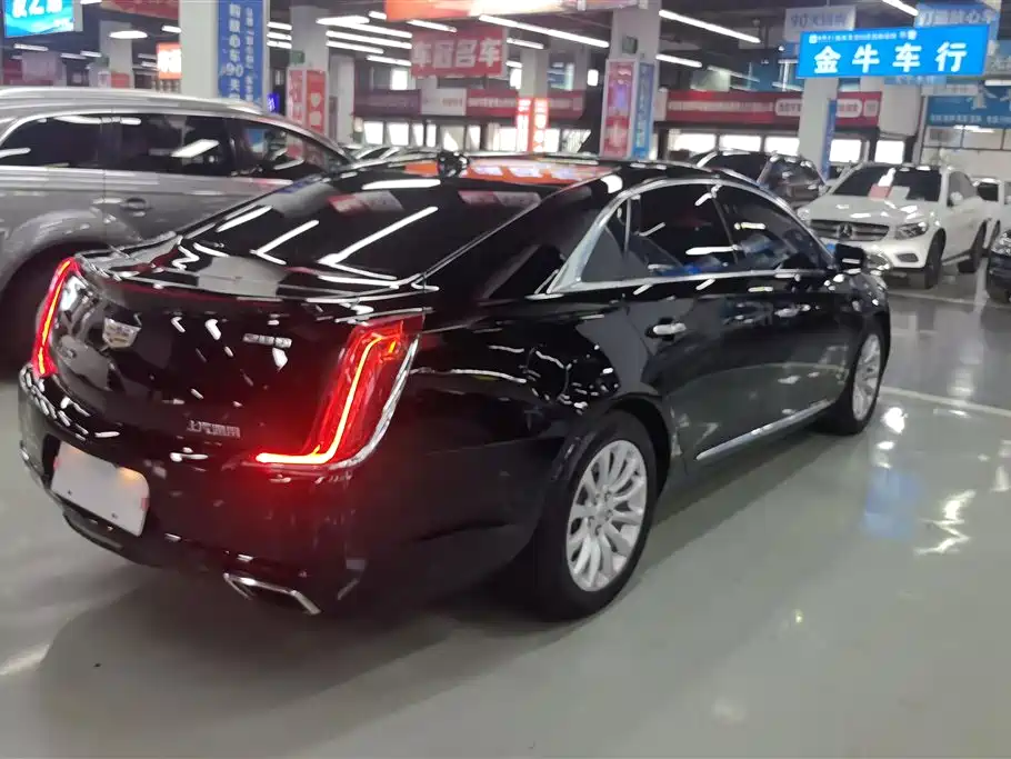 Cadillac XTS 2018 28T Luxury Model фото 3