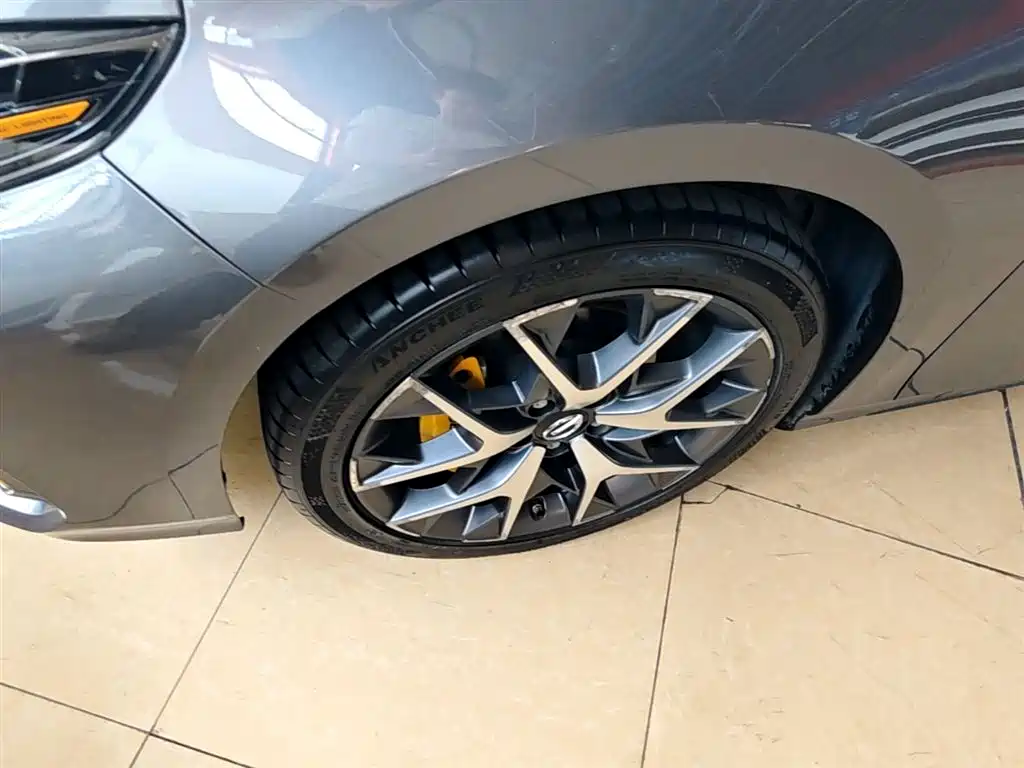 GAC Trumpchi Trumpchi Emkoo 2021 270T DCT J16 Edition фото 23