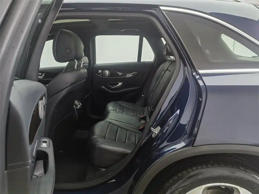 Mercedes-Benz GLC 2017 GLC 260 4MATIC Luxury фото 15