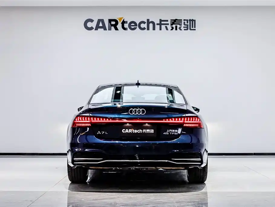 Audi A7L 2024 45TFSI S-line Dream Edition Crystal Package фото 5