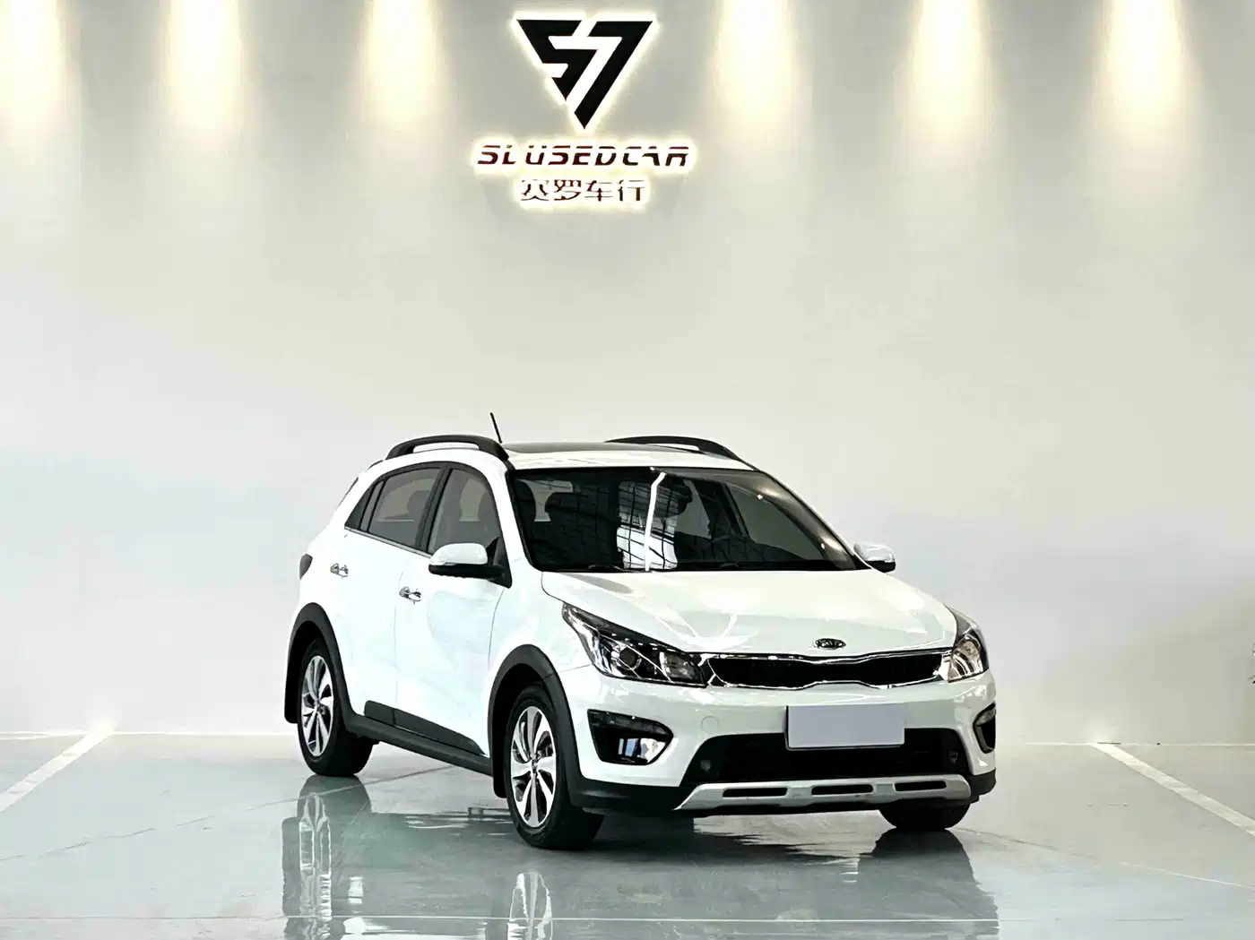 Kia KX CROSS 2018 1.6L Automatic Smart Sunroof Edition фото 3