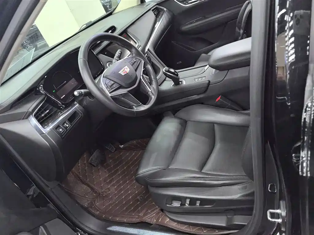 Cadillac XT5 2016 28T AWD Luxury Model фото 11