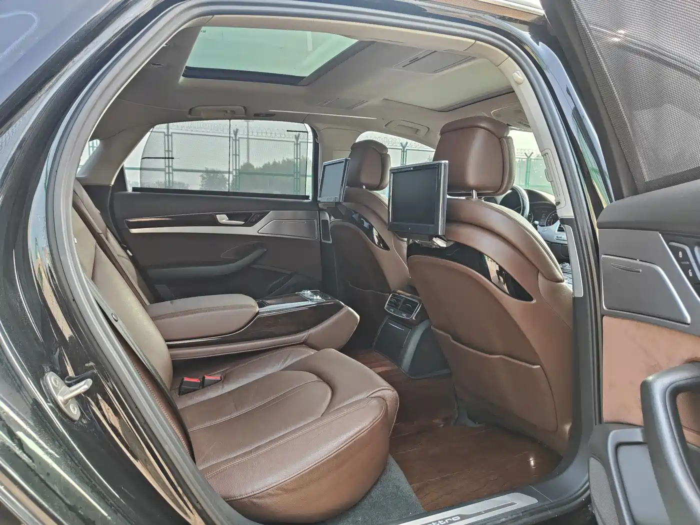Audi A8 2016 A8L 45 TFSI quattro Comfort фото 10