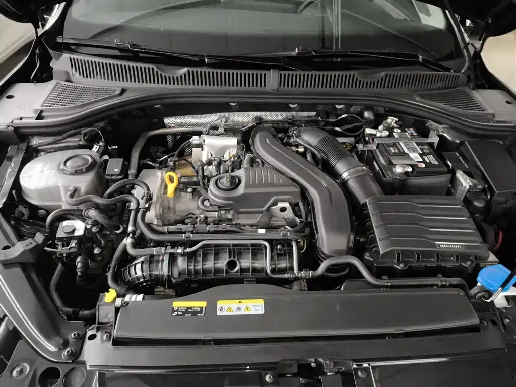 Volkswagen Sagitar 2023 300TSI DSG Surpassing Edition фото 20
