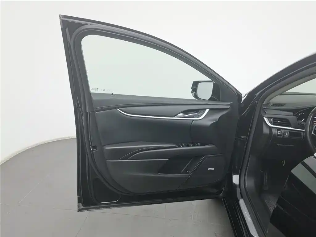 Cadillac XTS 2018 28T Technology фото 8