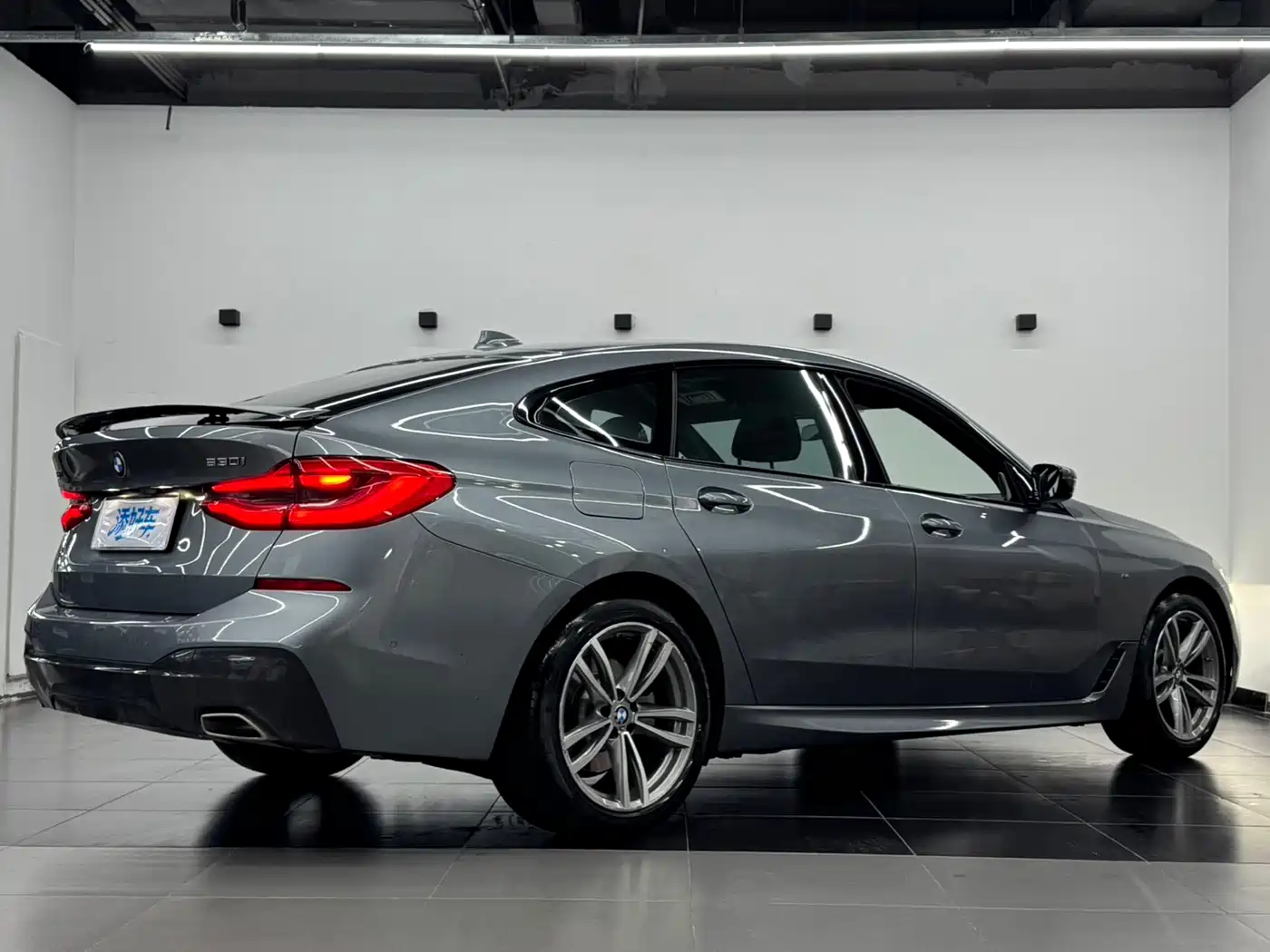 BMW 6 Series GT 2020 630i M Sport Package фото 4