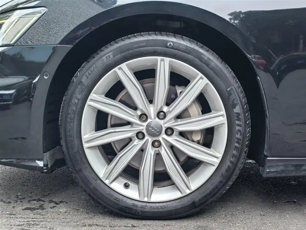 Audi A6L 2021 45 TFSI Exclusive Sport фото 21