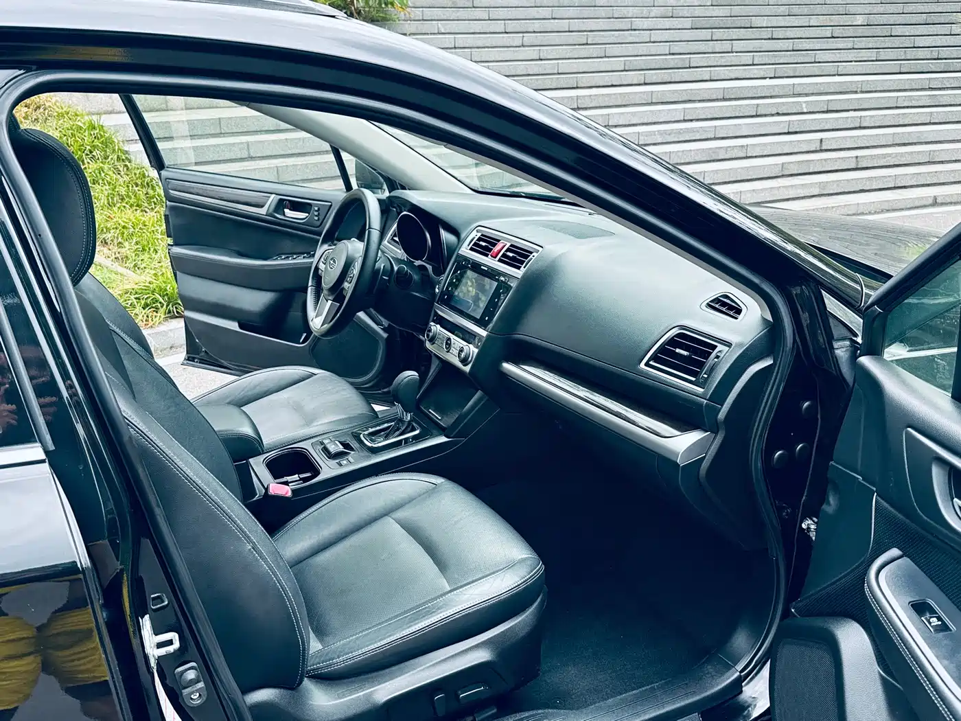 Subaru Outback 2015 2015 2.5i Luxury Navigation Edition