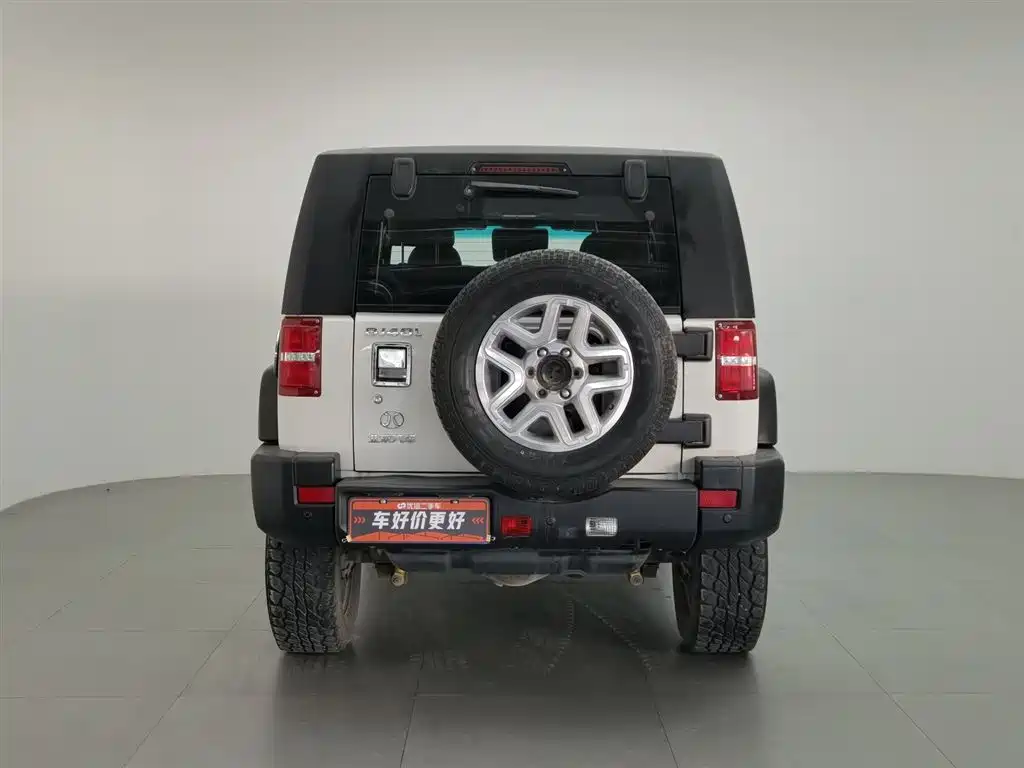 BAIC ORV Beijing Offroad BJ40 2016 Model 40L 2.0T Manual 4WD Premium фото 4