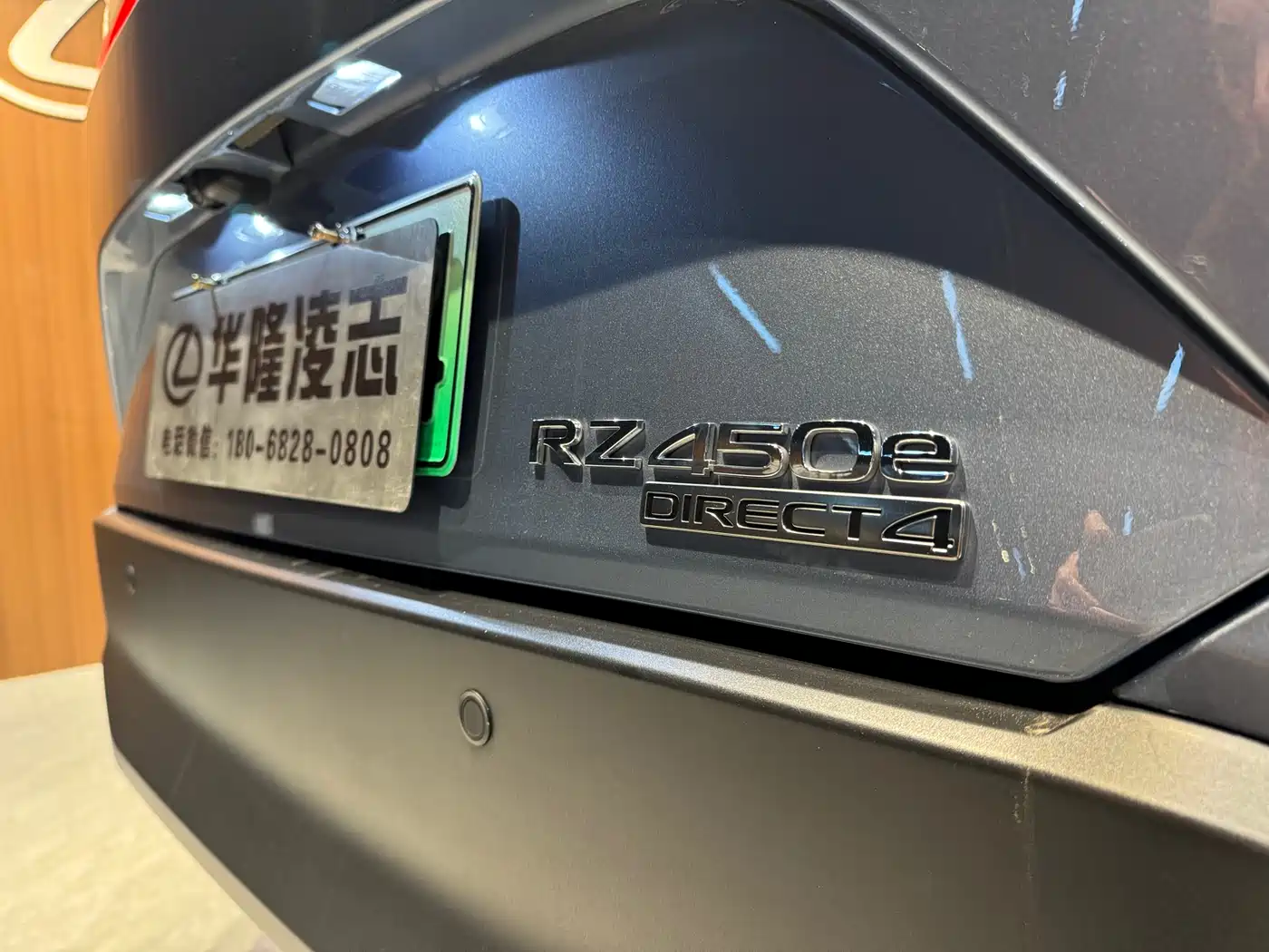 Lexus RZ 2023 450e 4WD Deluxe фото 16