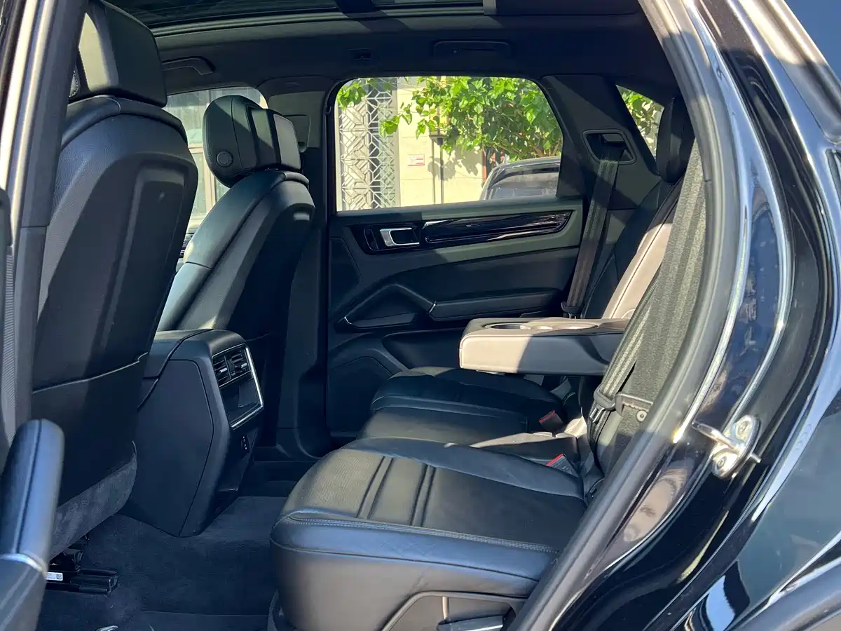 Porsche Cayenne 2019 Cayenne 3.0T фото 12