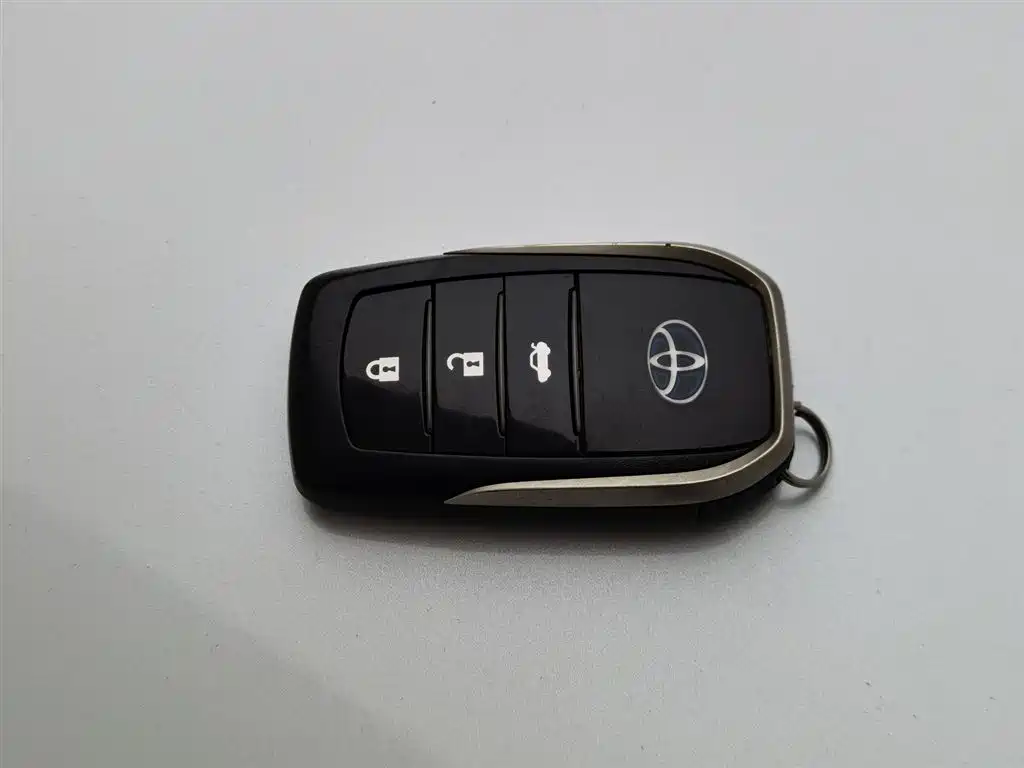 Toyota Levin Twin Engine E+ 2019 1.8PH GS E-CVT Elite Edition фото 19