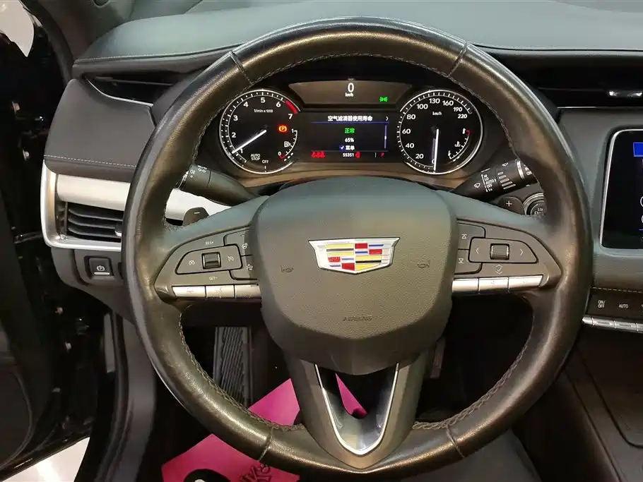 Cadillac XT4 2022 28T FWD Luxury фото 15