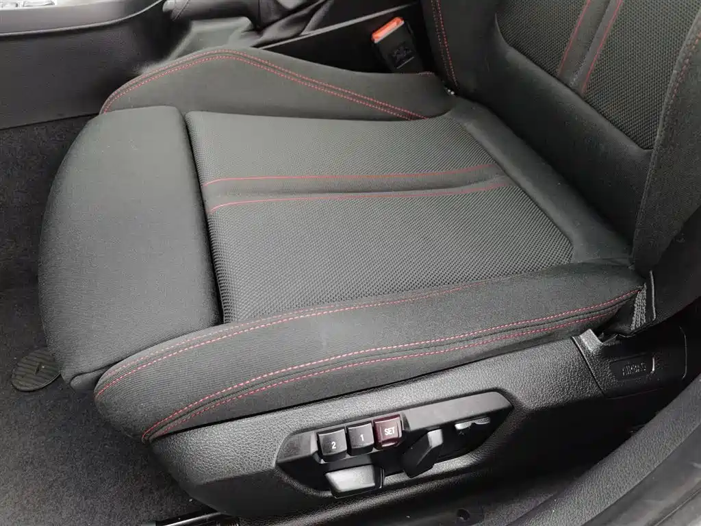 BMW 1 Series (Import) 2015 120i Sport Design Package фото 20
