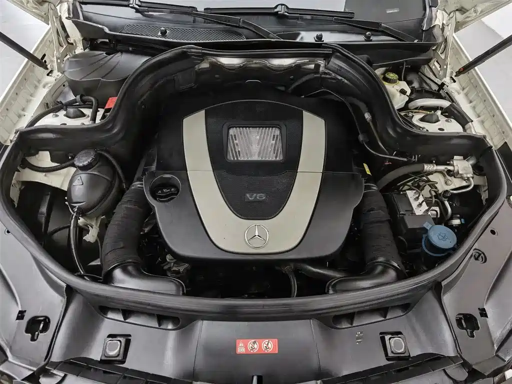 Mercedes-Benz GLK-Class 2012 GLK 300 4MATIC Dynamic фото 6