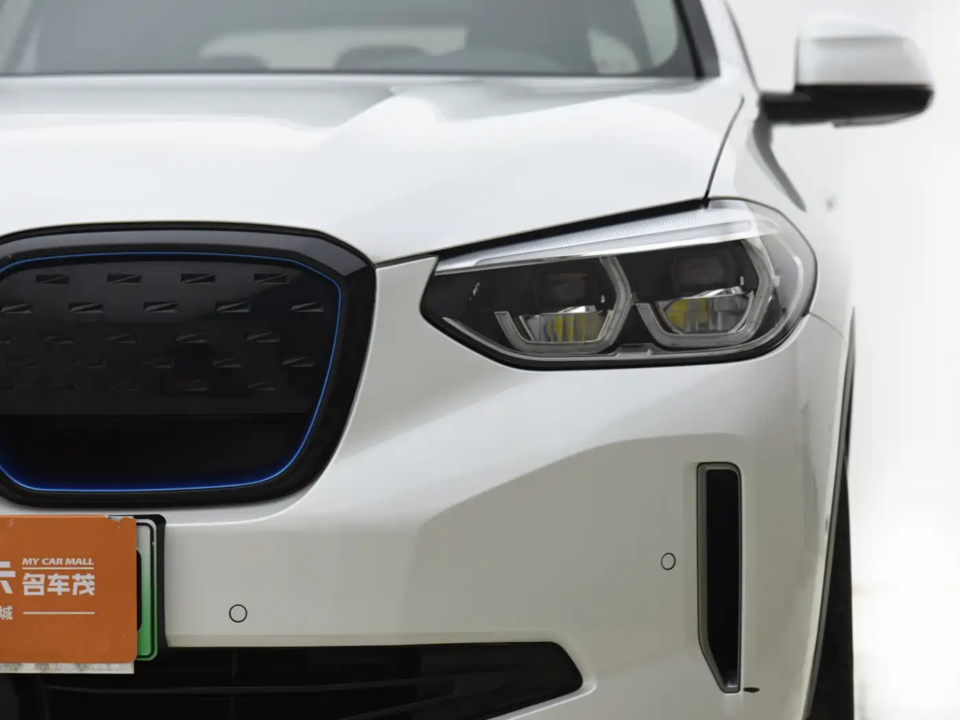 BMW iX3 2021 Leading фото 4