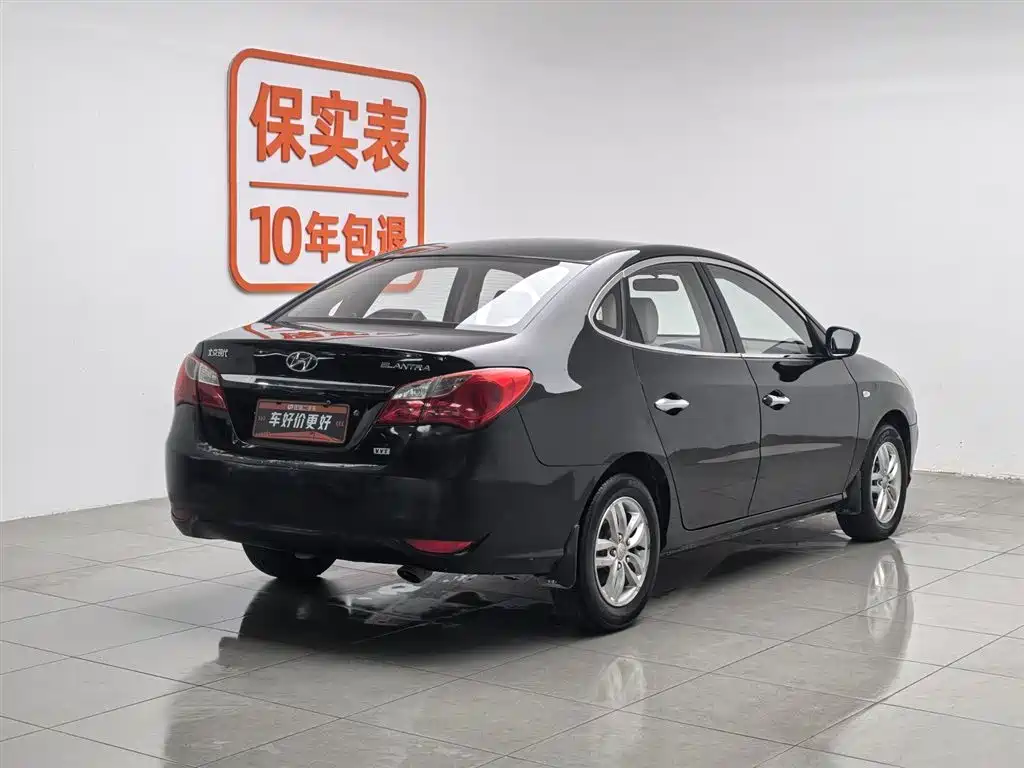 Hyundai Elantra 2011 1.6L Manual Comfort фото 2