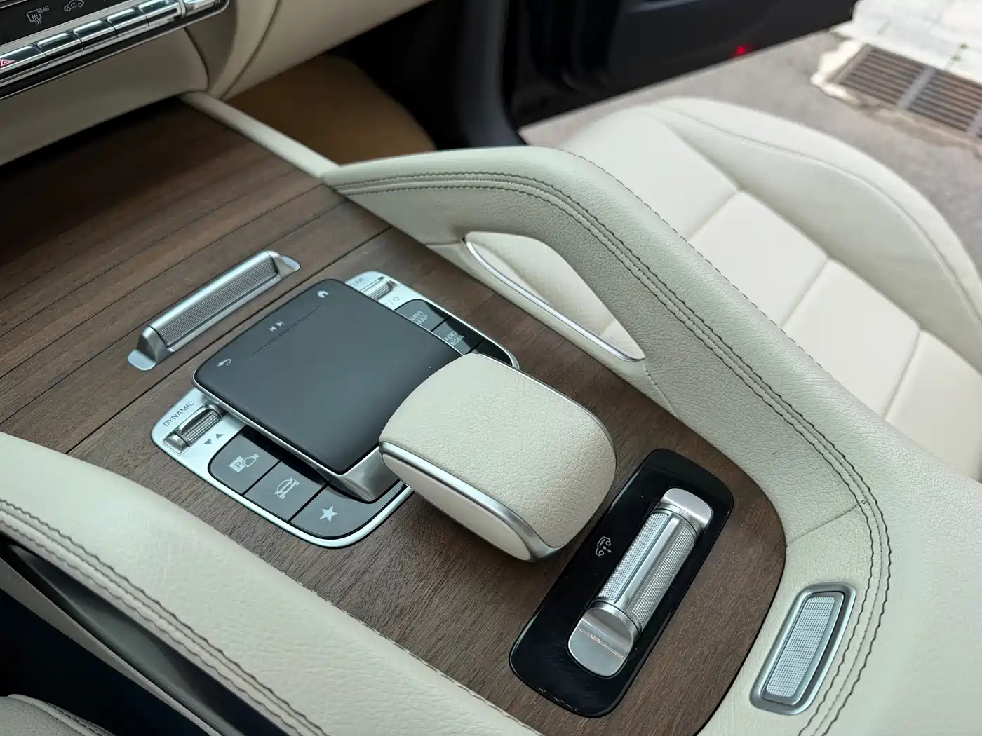 Mercedes-Benz GLE 2020 GLE 350 4MATIC Luxury фото 20