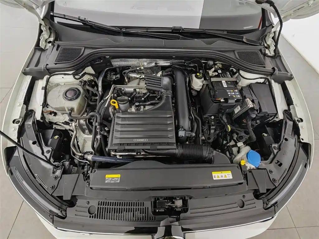 Volkswagen Golf 2021 280TSI DSG R-Line фото 6