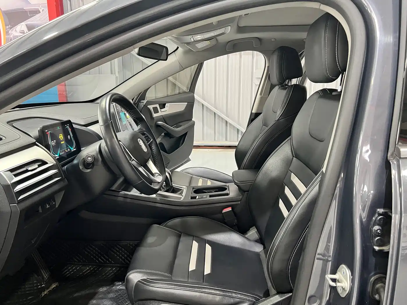 BYD Qin Pro 2019 Super Energy Edition 1.5TI Auto Smart Connection Sharp Fashion Type China V фото 4