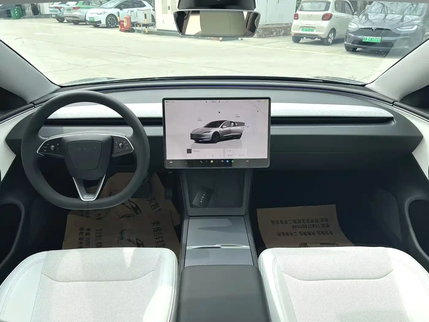 TESLA MODEL 3