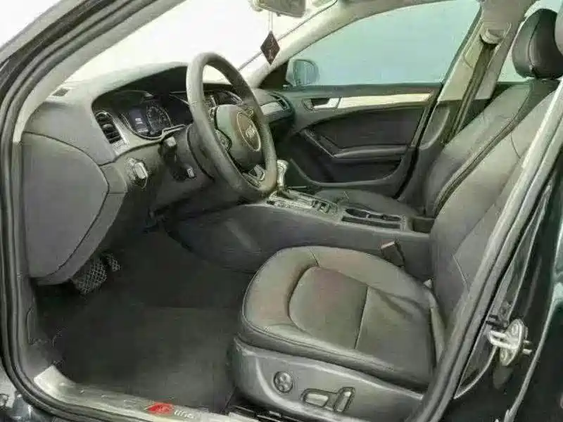 Audi A4 (Import) 2013 40 TFSI allroad quattro Luxury фото 4